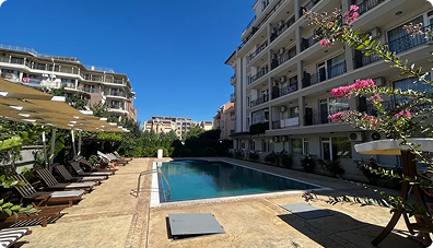 Двухкомнатный апартамент у моря в новом комплексе в Сарафово