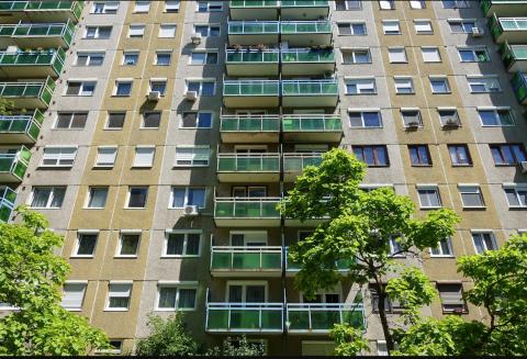 Панельные дома в Болгарии - стоит ли покупать в них квартиру