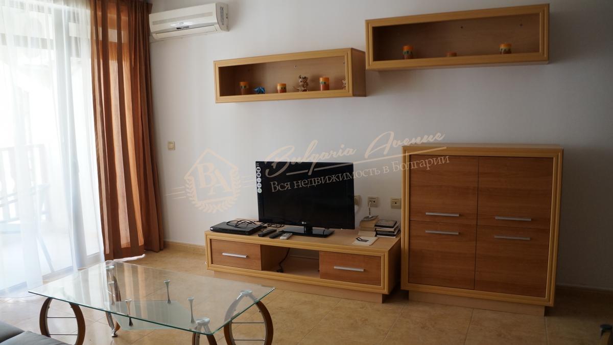 Просторная квартира с 2 спальнями. 150м от пляжа. г.Святой Влас