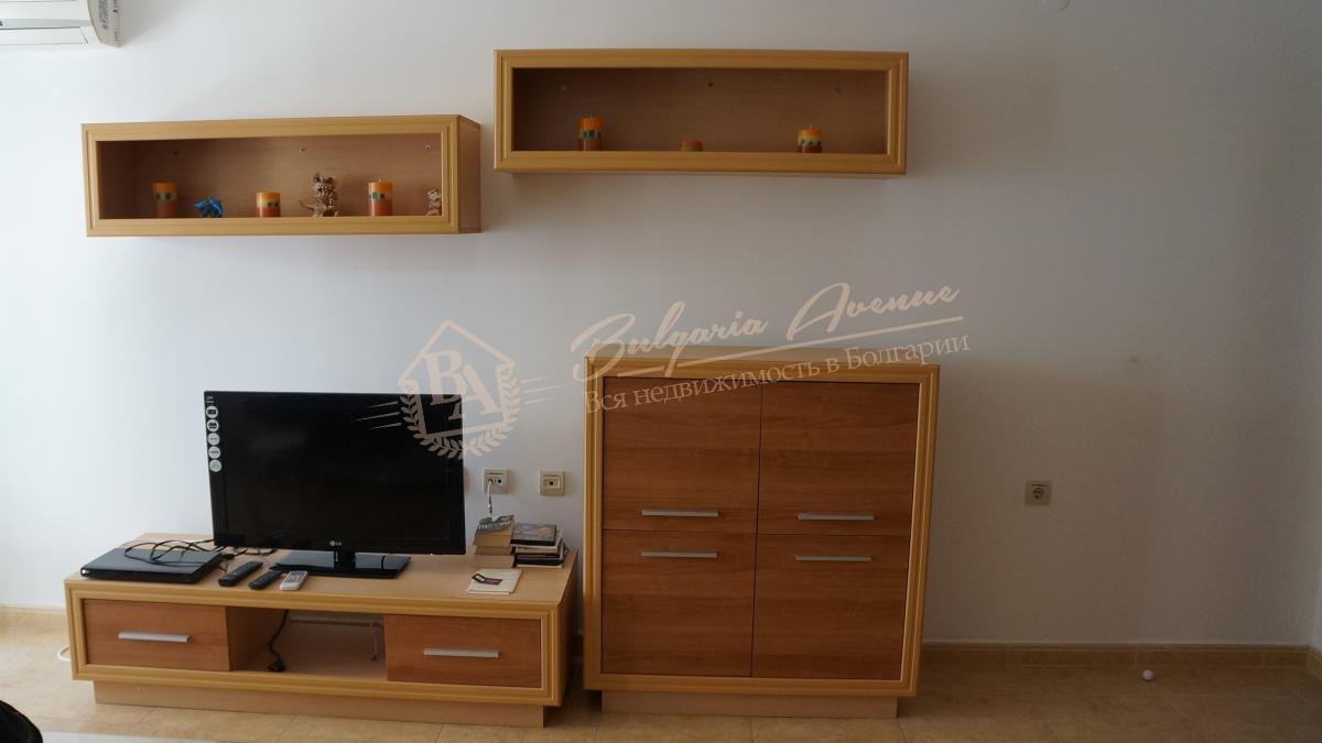 Просторная квартира с 2 спальнями. 150м от пляжа. г.Святой Влас