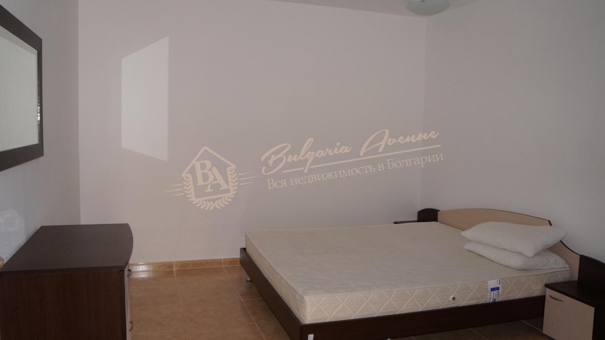 Просторная квартира с 2 спальнями. 150м от пляжа. г.Святой Влас