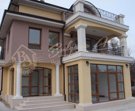 Дом класса люкс с морской панорамой, 700м. до пляжа, г.Варна
