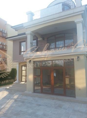 Дом класса люкс с морской панорамой, 700м. до пляжа, г.Варна