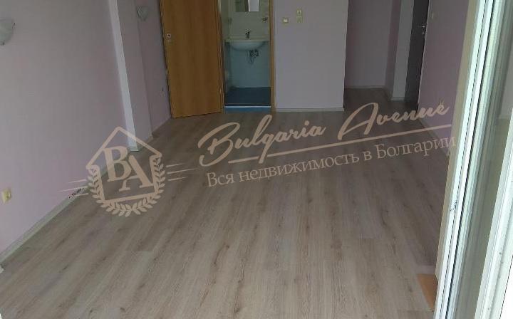 Студия в новом жилом доме без таксы поддержки от застройщика в г.Поморие
