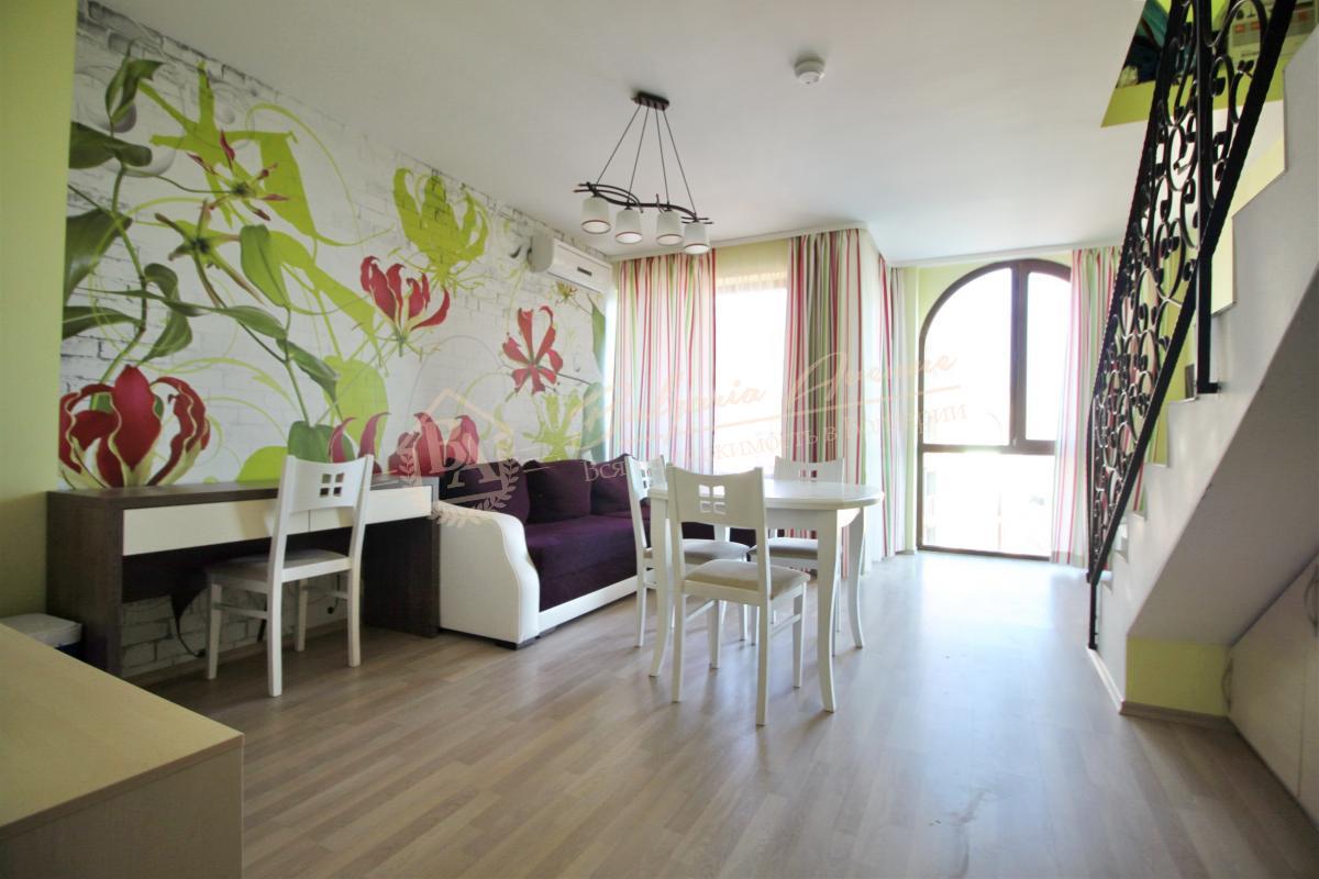 Двухэтажная квартира с 2 спальнями, Chateau Del Marina Penthouses, г.Несебр
