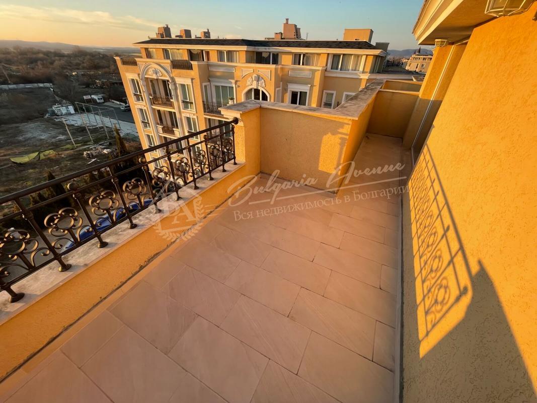 Апартамент с двумя спальнями в шикарном комплексе Messembria Palace