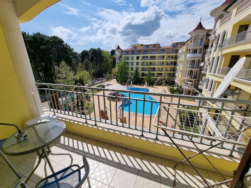 Трехкомнатный апартамент с 2 санузлами, 2 террасами, теплым полом в Summer Dreams, Солнечный берег