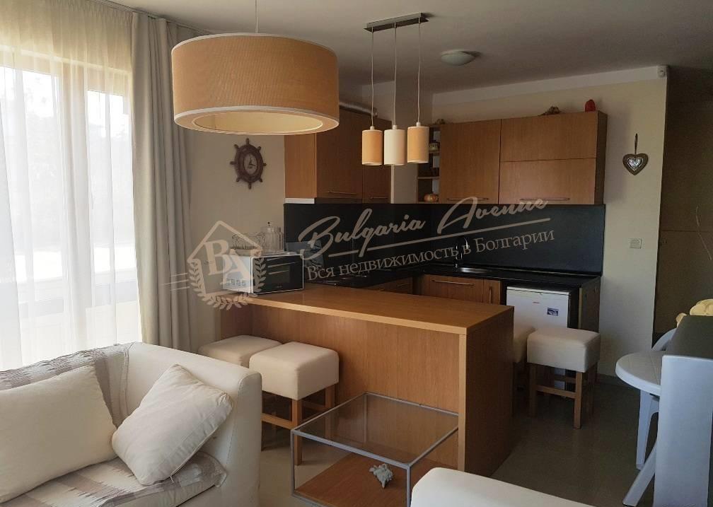 Дизайнерская студия в комплексе Paradise Bay видом на море в г.Созополе