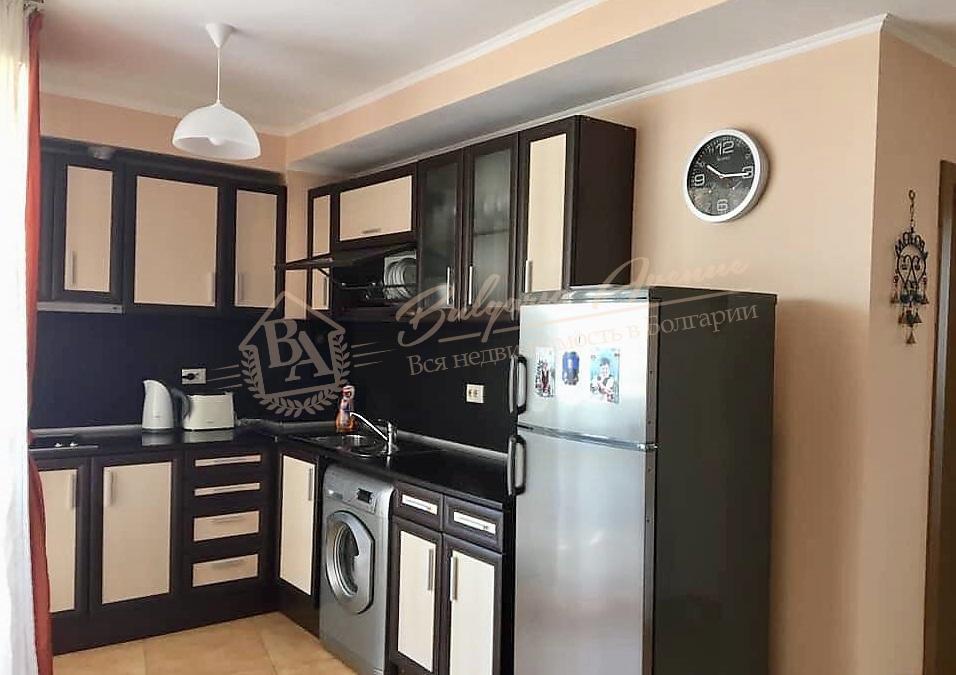 Трехкомнатная квартира с мебелью в 150 м от моря, к.Солнечный берег