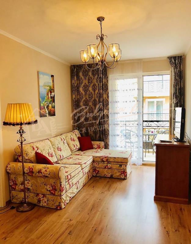 Трехкомнатная квартира в Dawn Park Deluxe, к.Солнечный берег