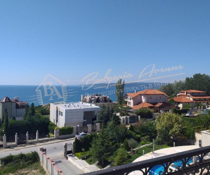 Трехкомнатная квартира с панорамой на море в элитном районе в г.Варна