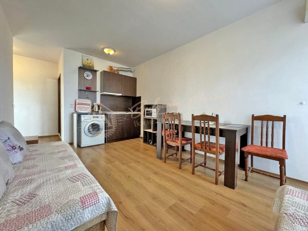 Продажа меблированного апартамента с 1 спальней в комплексе Sunny View South, Солнечный берег