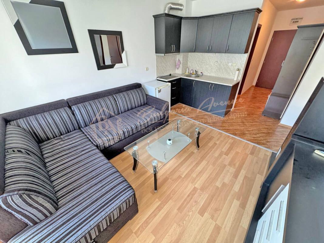 Двухкомнатная квартира в комплексе Aven House, Солнечный берег