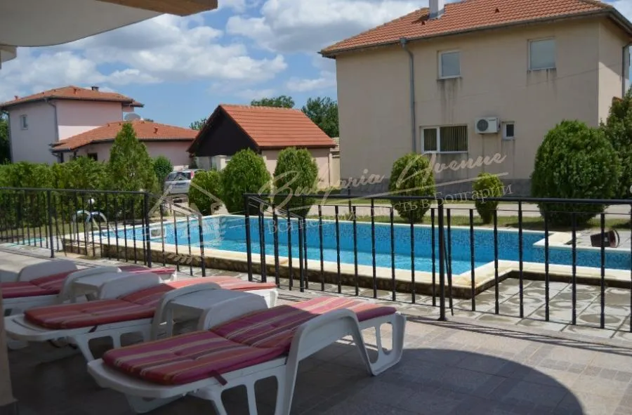 Дом в элитном поселке недалеко от моря