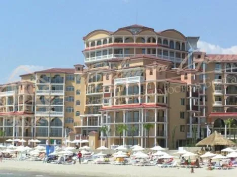 Апартамент с 1 спальней, Atrium, Елените