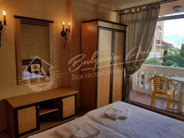 Апартамент с 1 спальней, Atrium, Елените