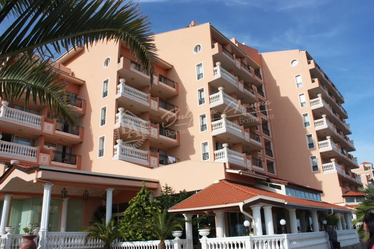 Студия, Royal Marina, Елените