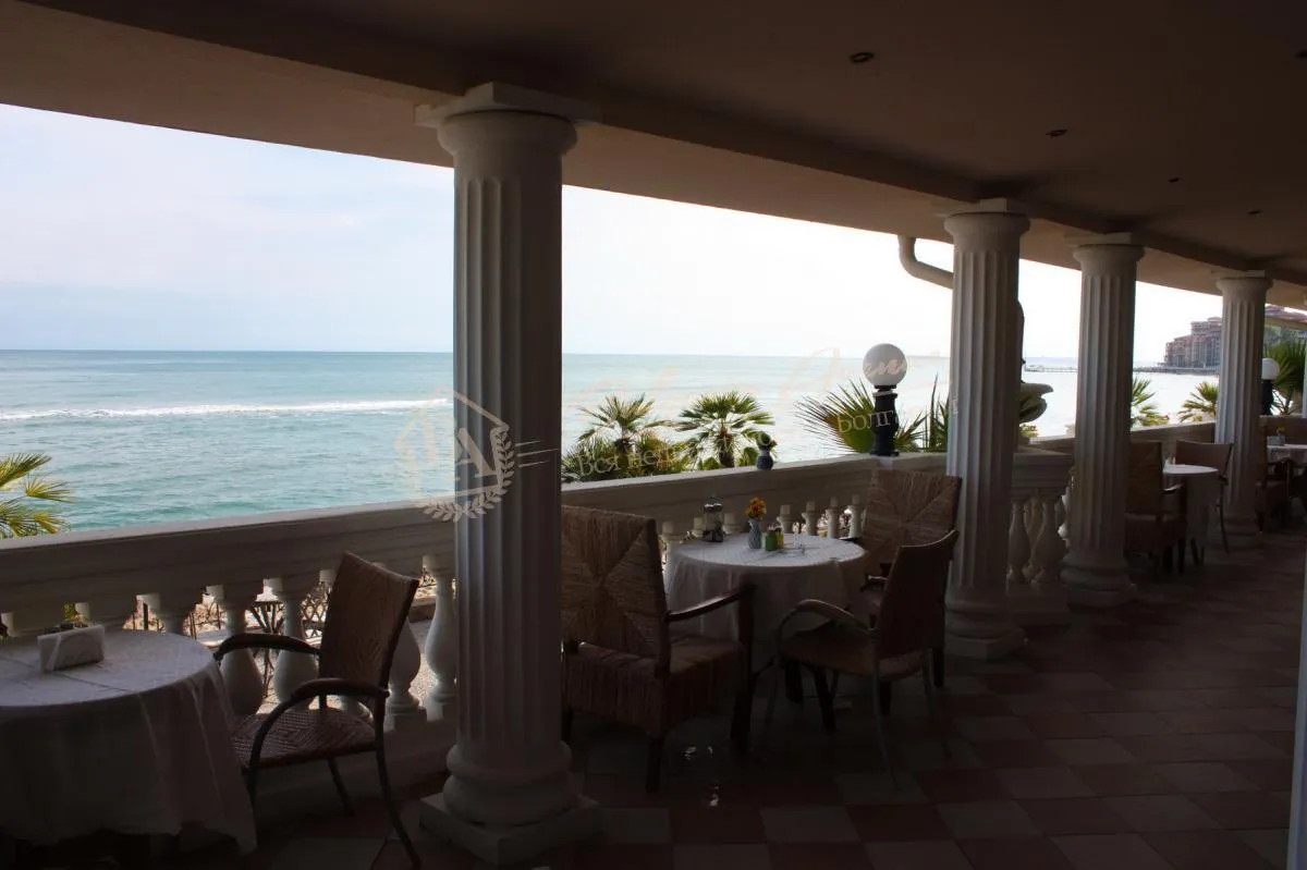 Студия, Royal Marina, Елените