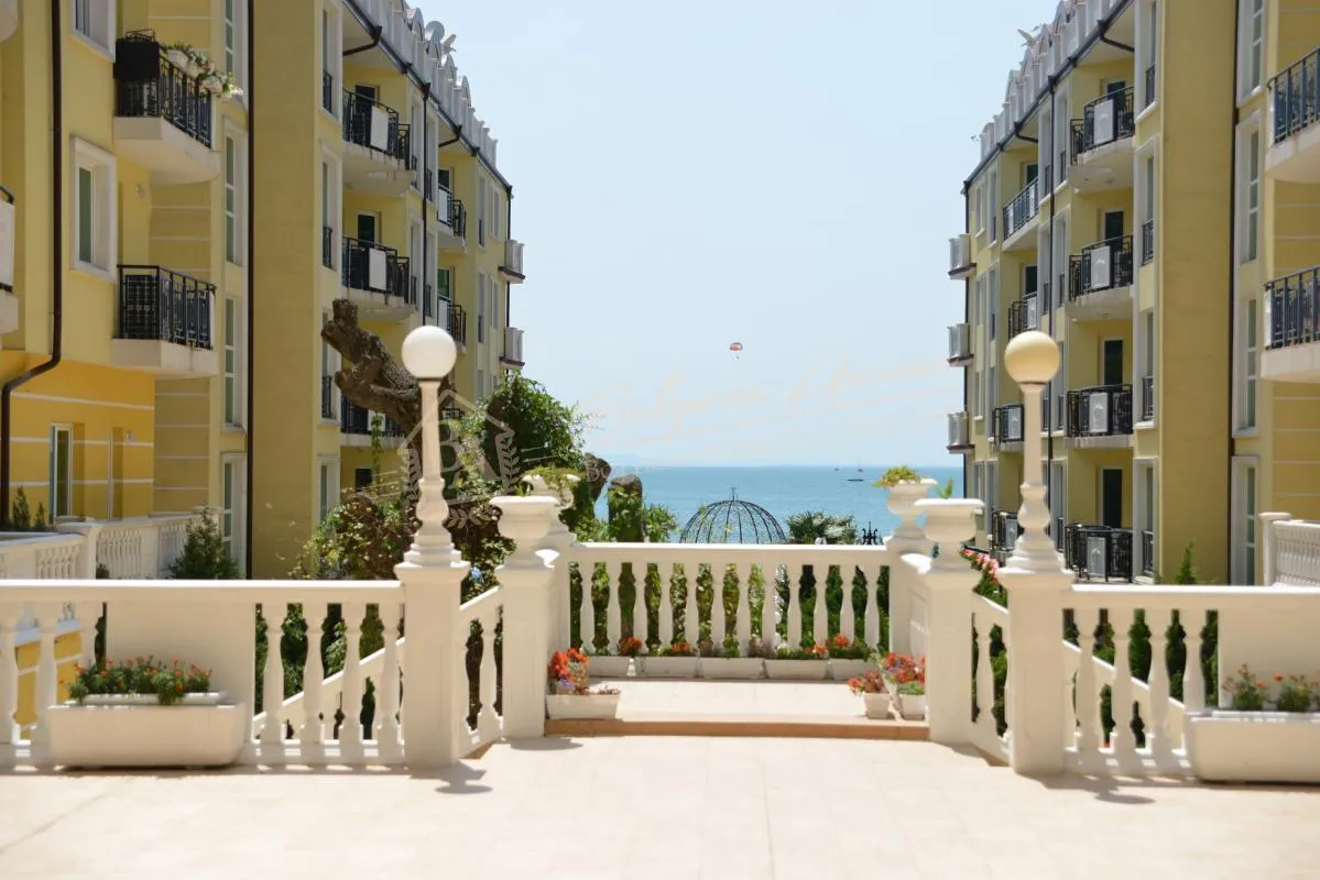 Студия, Taliana Beach, Елените