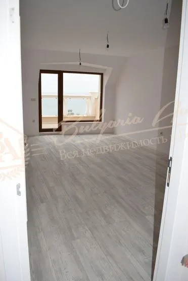 Апартамент с 2 спальнями, Кабакум, г.Варна