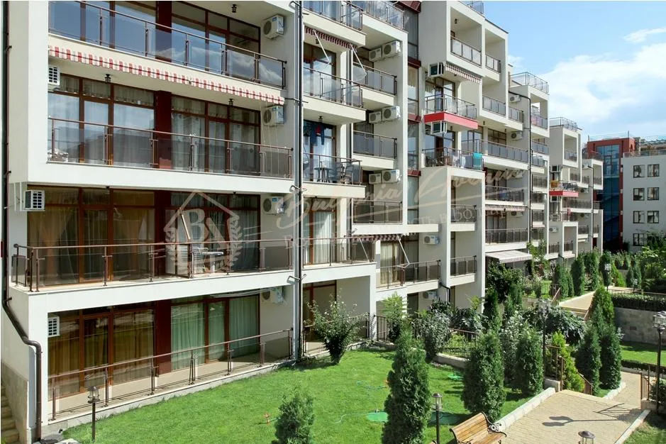 Студия, Helios, г.Святой Влас