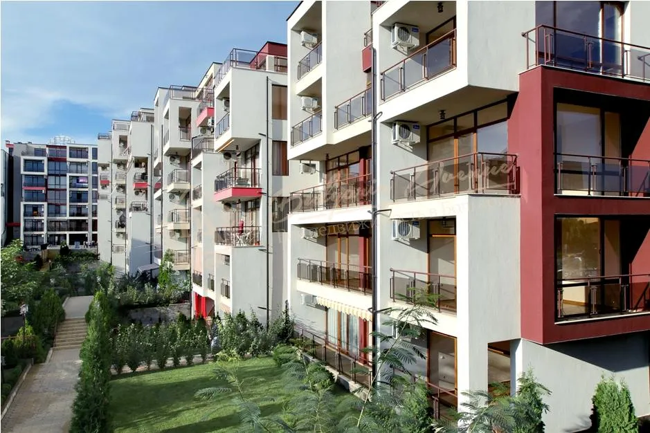 Студия, Helios, г.Святой Влас