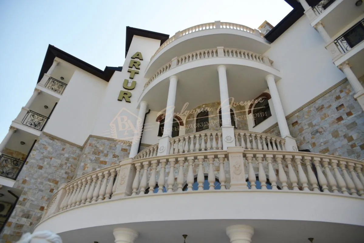 Студия, Artur, г.Святой Влас