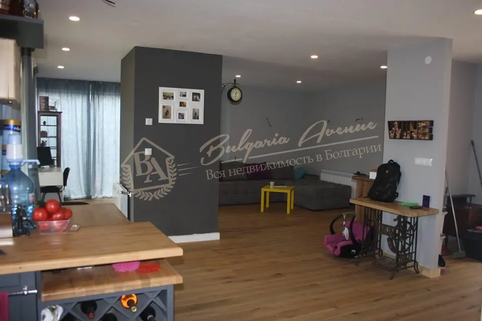 Дом с видом на море и горы, обл.Варна