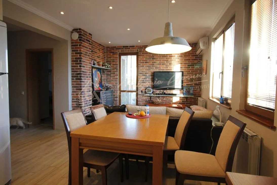 Таунхаус, Sun House, Кошарица