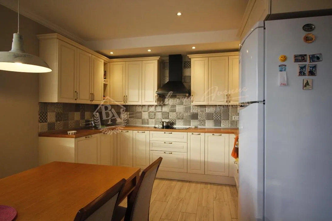 Таунхаус, Sun House, Кошарица