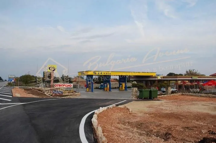 Бензоколонка Магазин, Каварна-Балчик