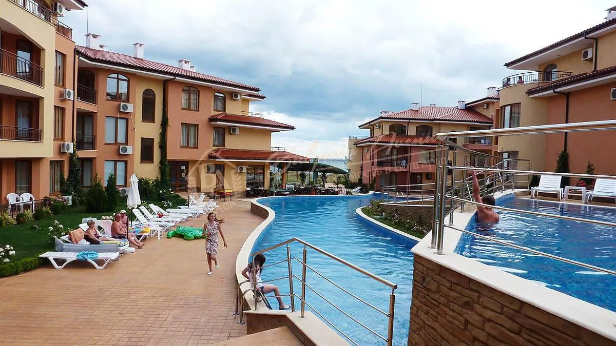 Квартиры от застройщика с 2 спальнями, Paradise Dreams, г.Святой Влас