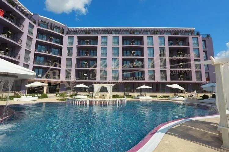 Отличная двухкомнатая квартира, Rainbow, г.Солнечный Берег