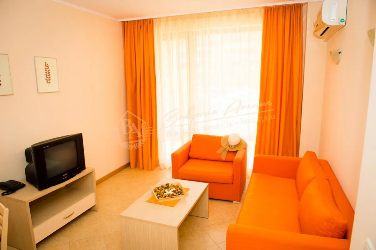 Отличный апартамент с 1 спальней, Royal Sun, г.Солнечный Берег