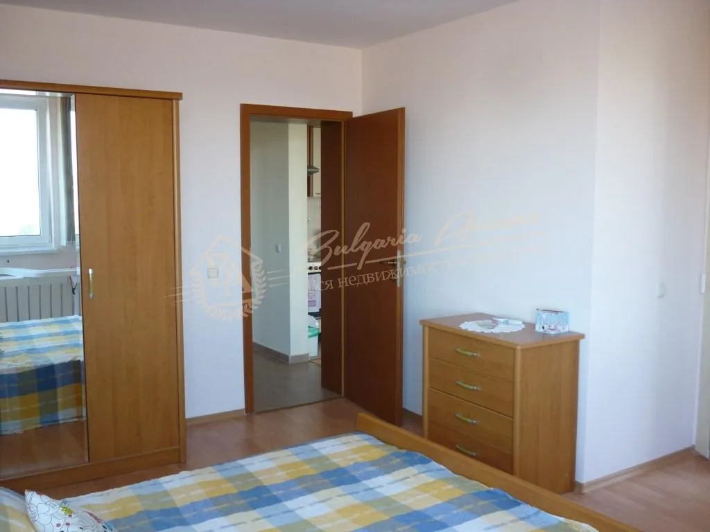 Отличная трехкомнатная квартира, Nessebar Fort, г.Солнечный Берег