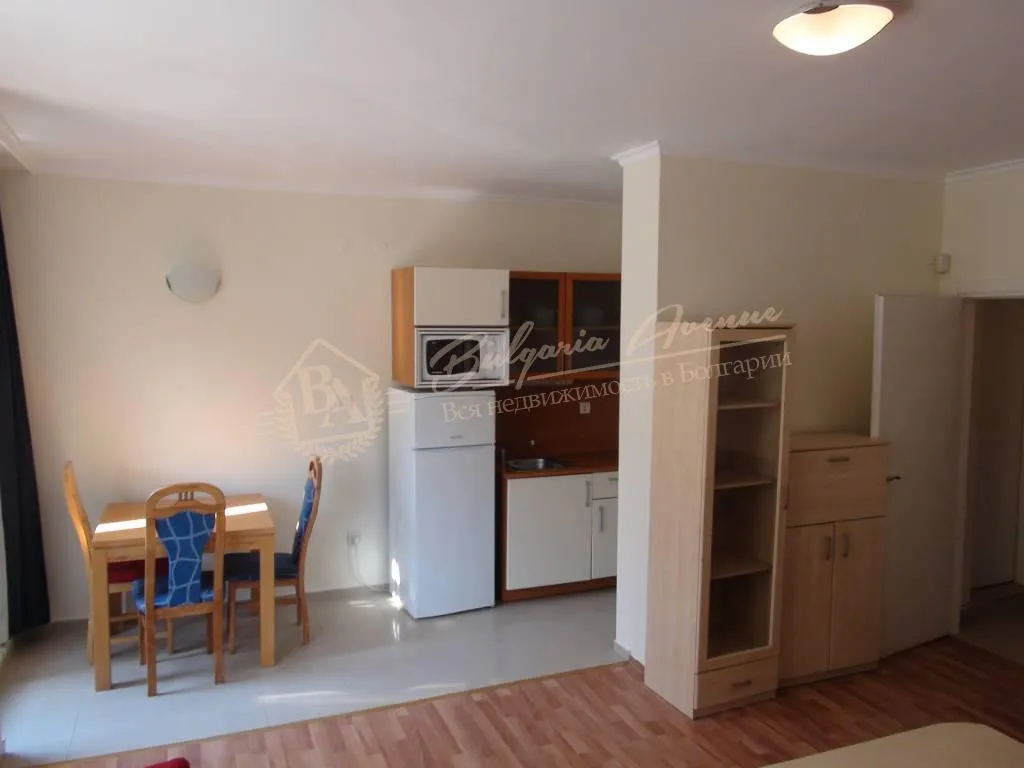 Добротный большой апартамент, Sun City, г.Солнечный Берег