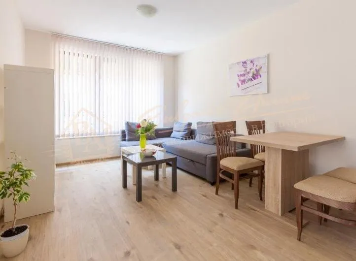 Жилой дом от застройщика. Без таксы поддержки, г.Поморье