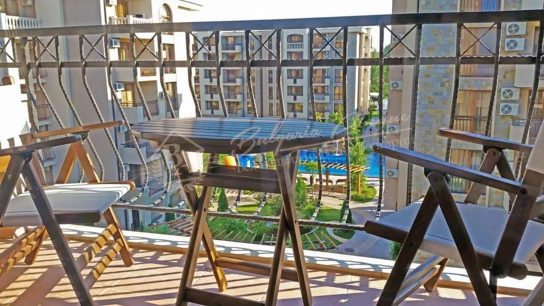 Отличный апартамент с видом на бассейн, Cascadas, г.Солнечный Берег