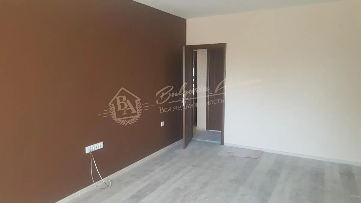 Просторная квартира с 1 спальней и ремонтом в г.Варна