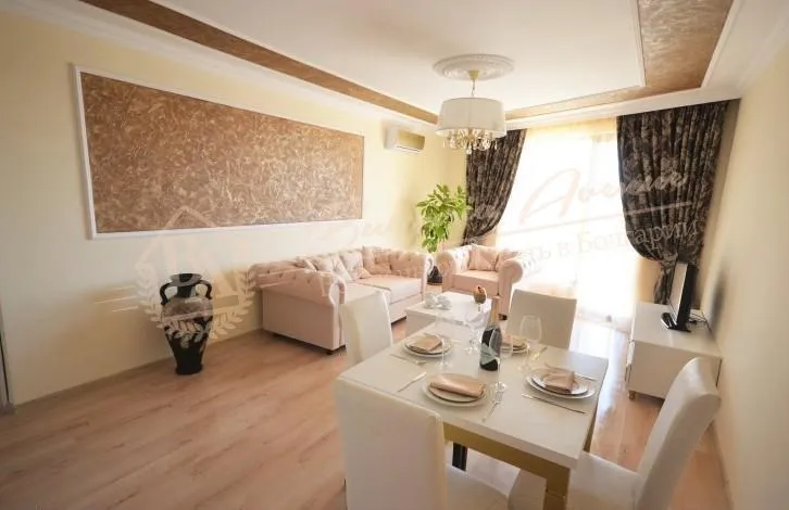 Жилой комплекс Класса Премиум с фронтальным видом на море, г.Святой Влас