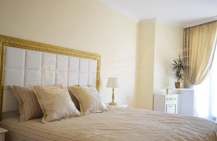 Жилой комплекс Класса Премиум с фронтальным видом на море, г.Святой Влас