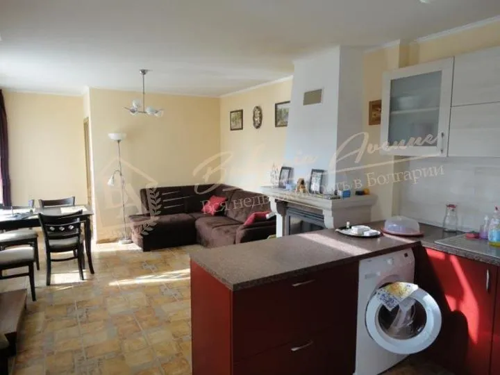 Современный уютный новый дом у моря с участком, область Варна