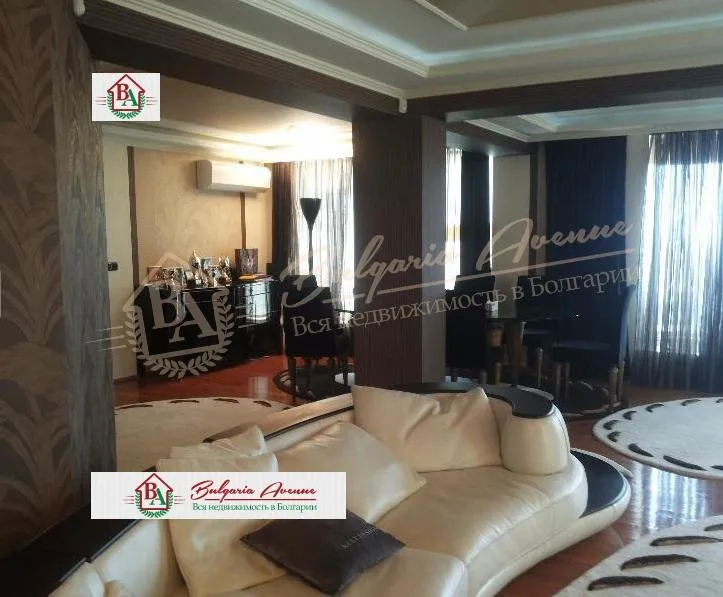 Трехэтажный люксозный дом высокого качества, 500м до моря, г.Варна