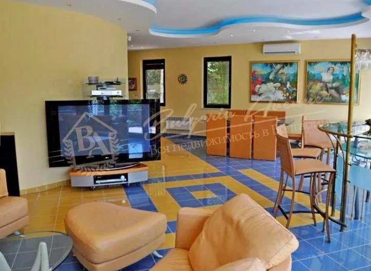 Дом класса люкс для постоянного проживания у моря в г.Варна