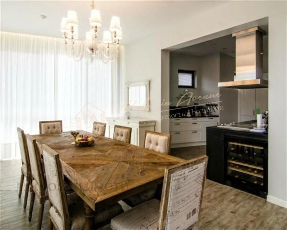 Дом премиум класса с панорамным видом на море в г.Варна