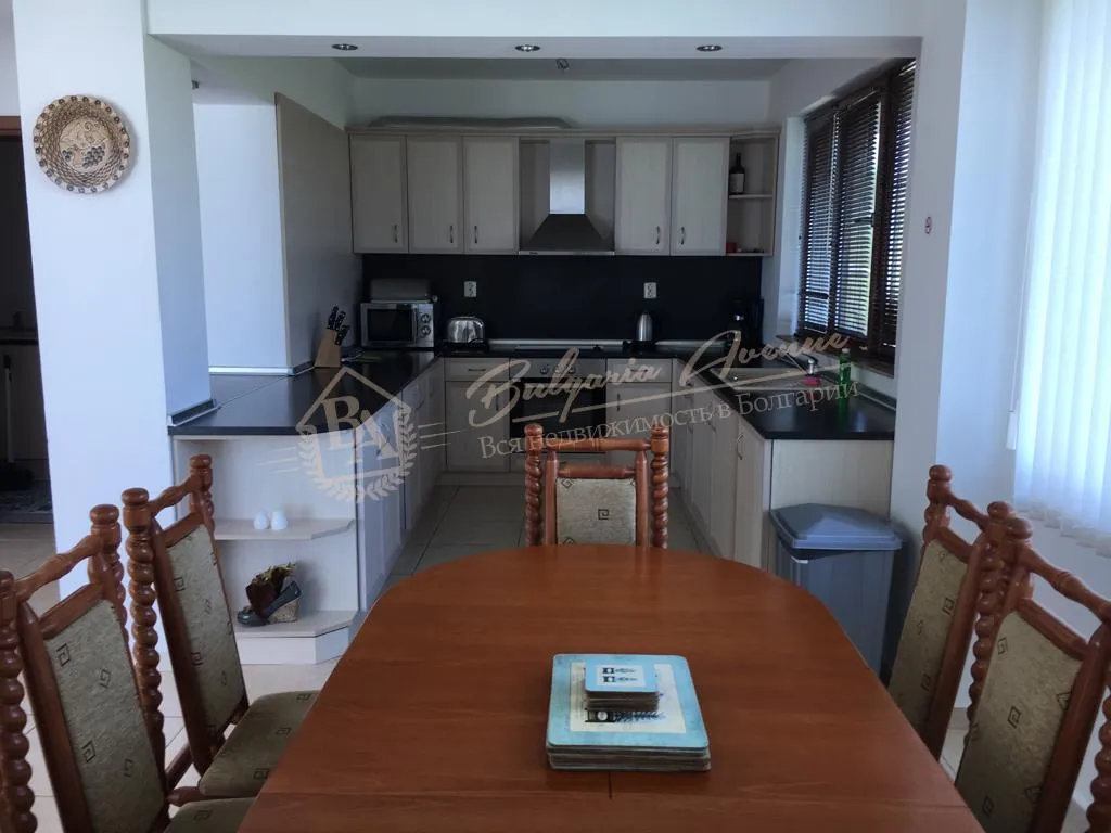 Одно фамильный панорамный дом с бассейном, г.Балчик