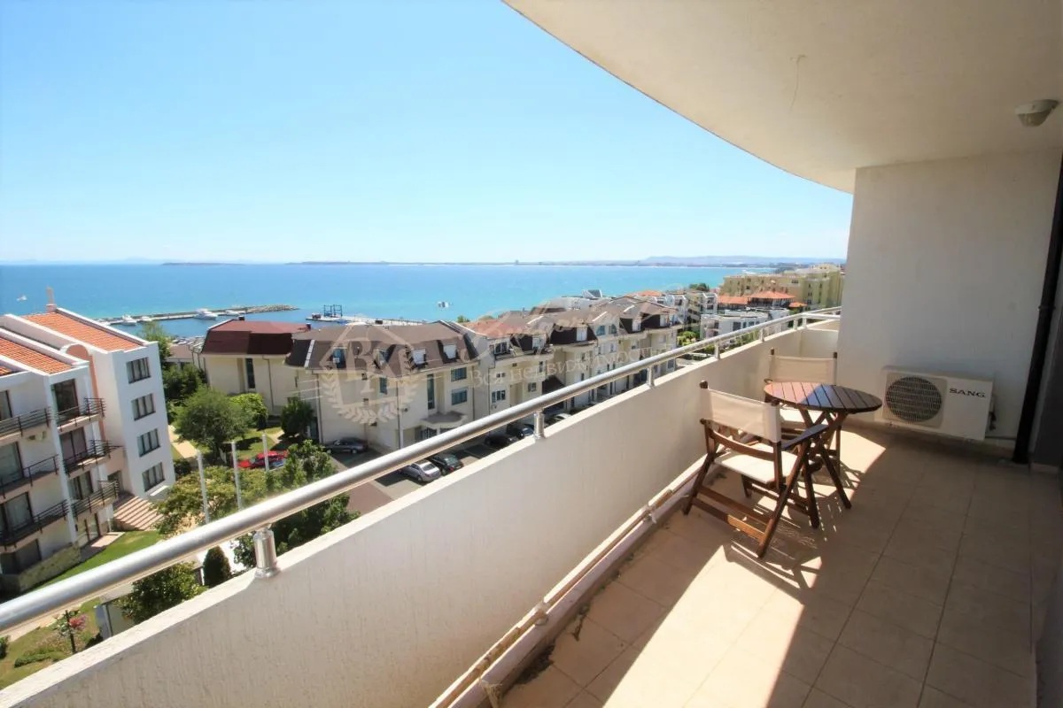 Апартамент с 1 спальней, панoрамой на море в г.Св.Влас