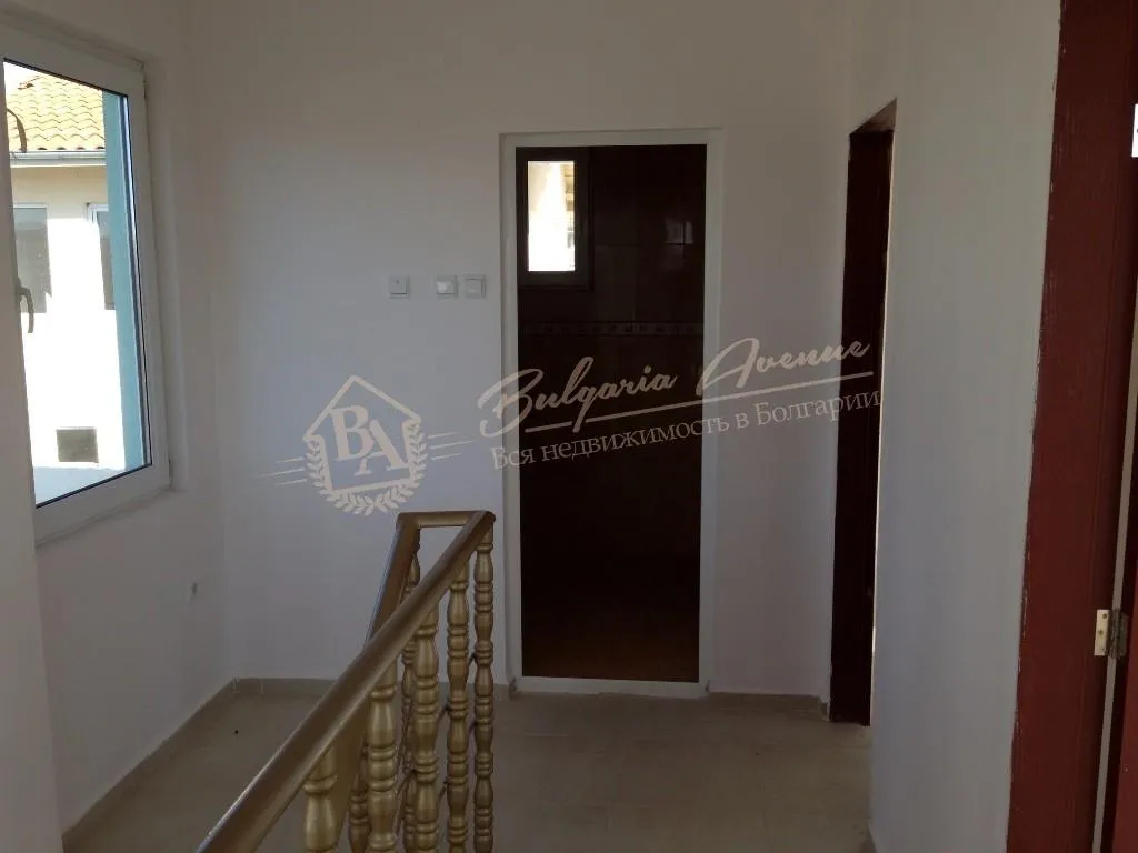 Новый дом в селе у моря, область Бургас