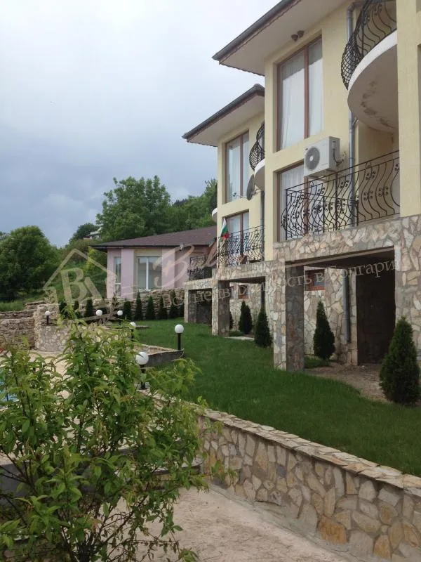 Однофамильный дом с видом на море и чистым воздухом