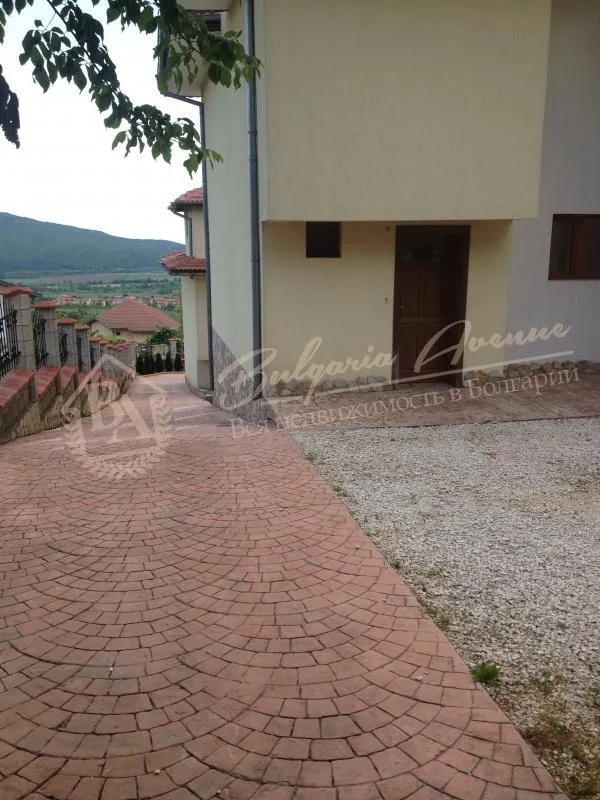 Однофамильный дом с видом на море и чистым воздухом